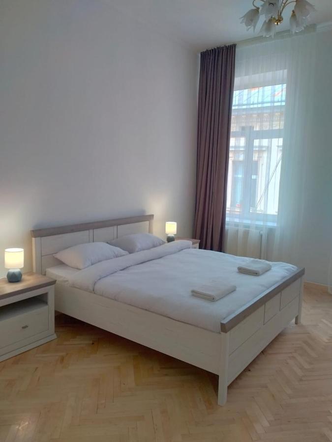 Avangard Kryva Lypa 3 Apart Lviv Exterior foto
