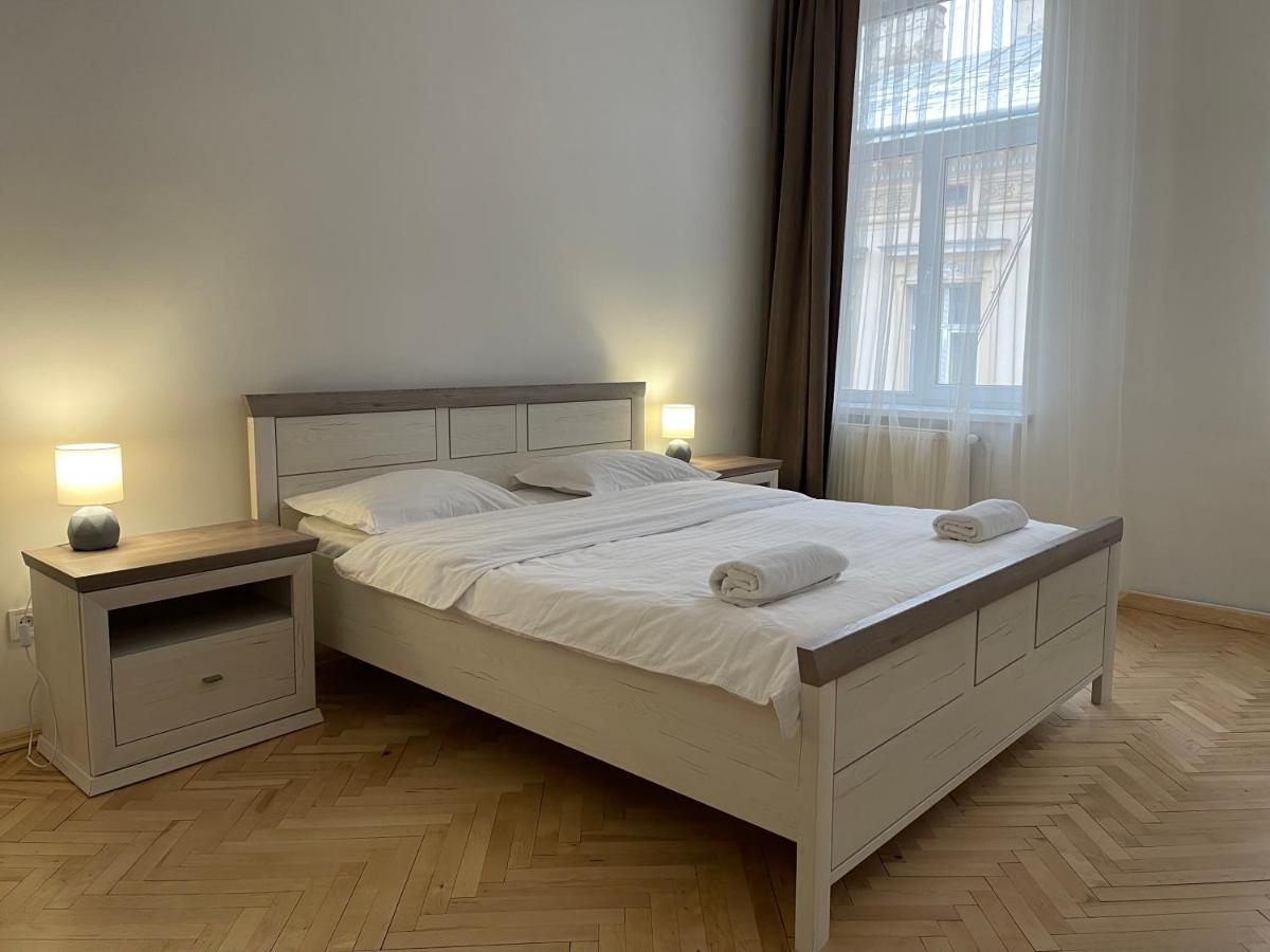 Avangard Kryva Lypa 3 Apart Lviv Exterior foto