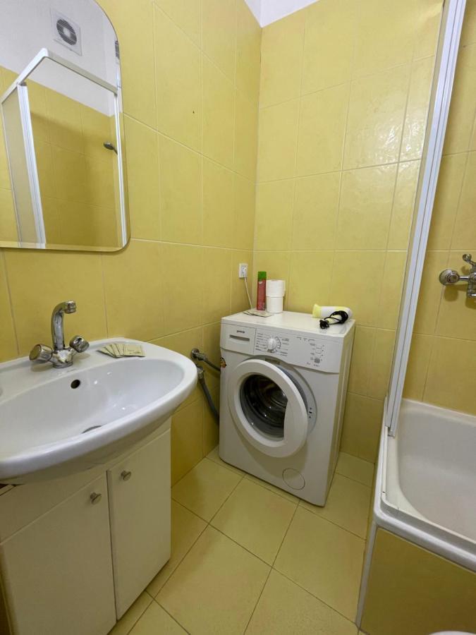 Avangard Kryva Lypa 3 Apart Lviv Exterior foto